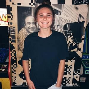 Meet your Posher, Elli